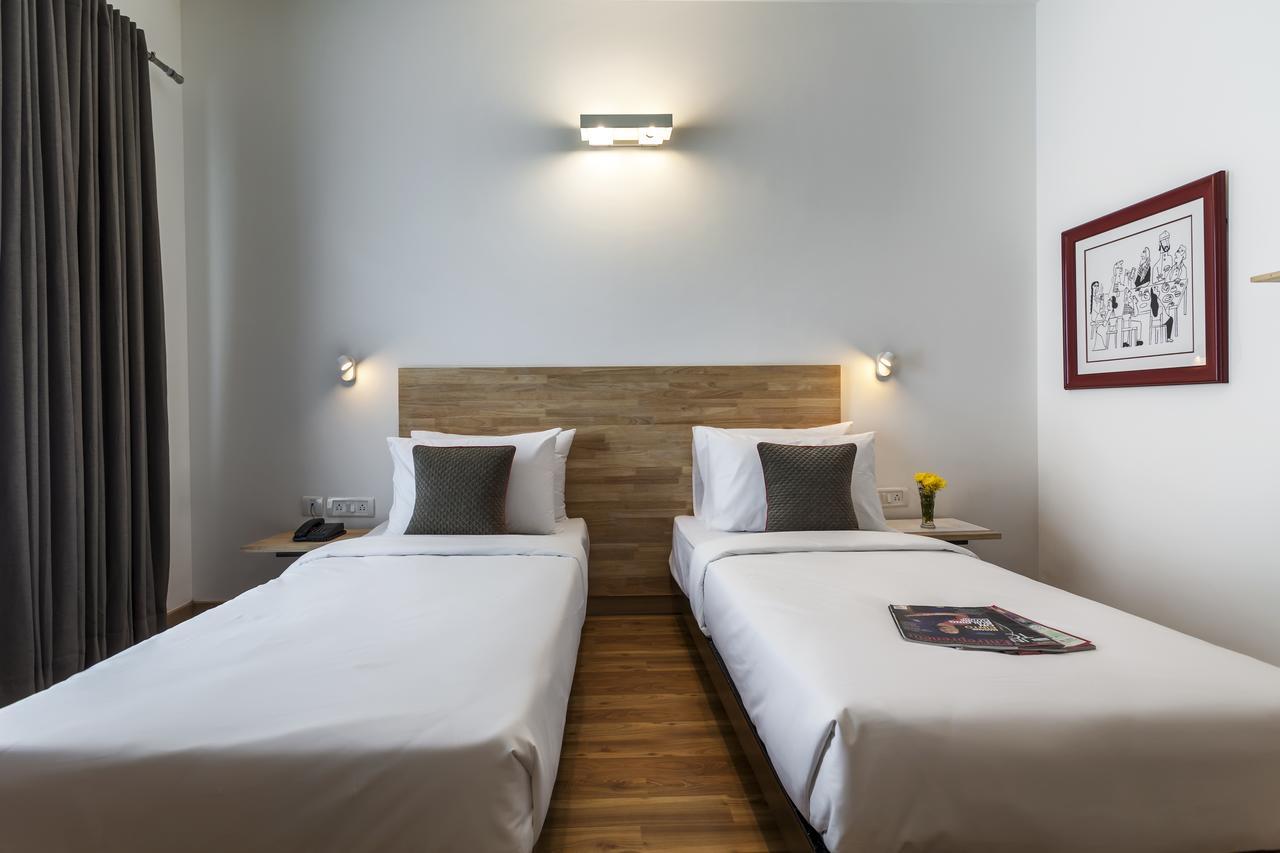 Oyo Townhouse 010 La Paradise Ню Делхи Екстериор снимка