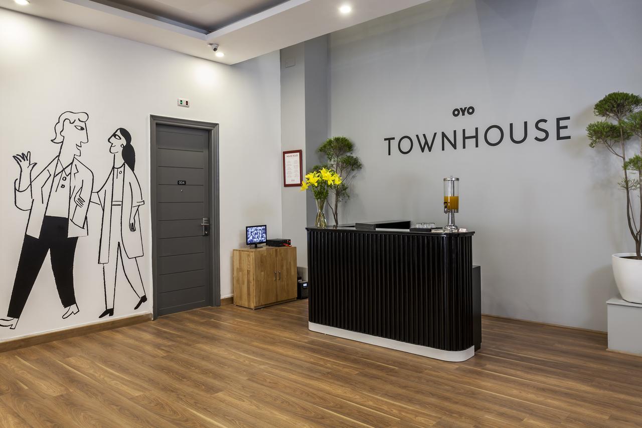 Oyo Townhouse 010 La Paradise Ню Делхи Екстериор снимка